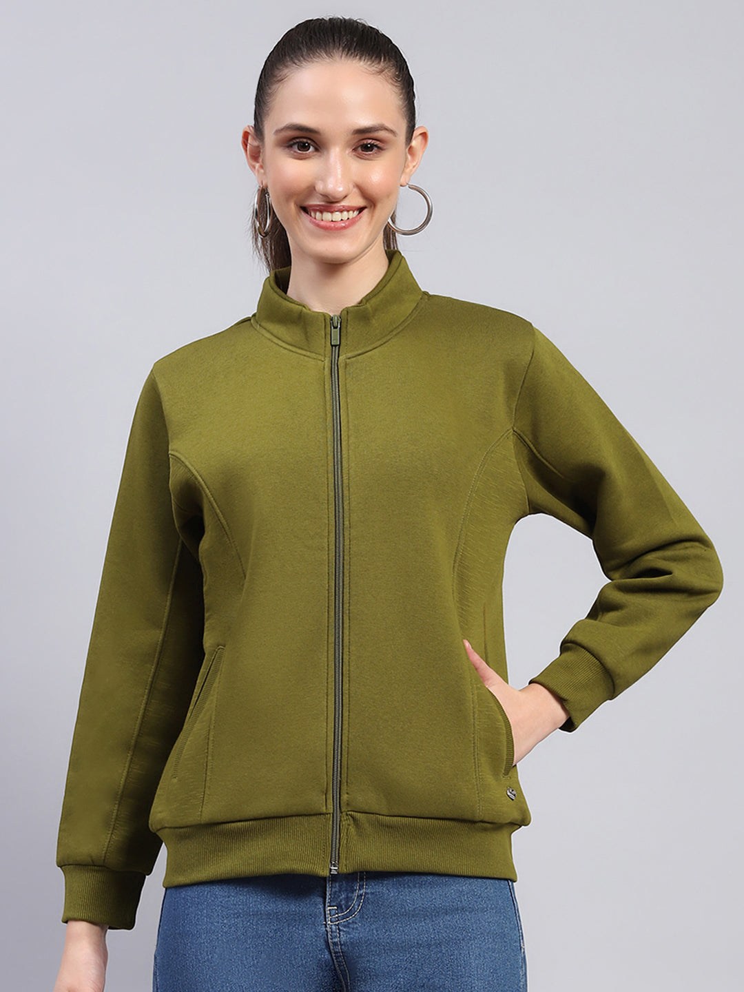 Women Green Solid Mock Neck Full Sleeve Sweatshirt