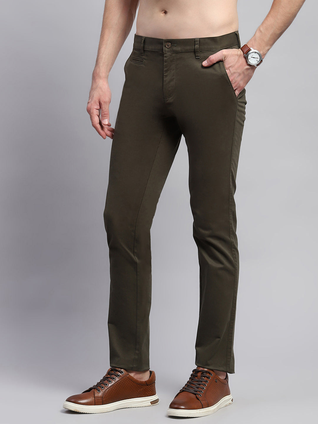 Men Olive Solid Regular Fit Trouser