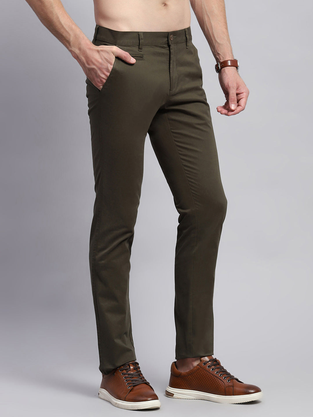 Men Olive Solid Regular Fit Trouser