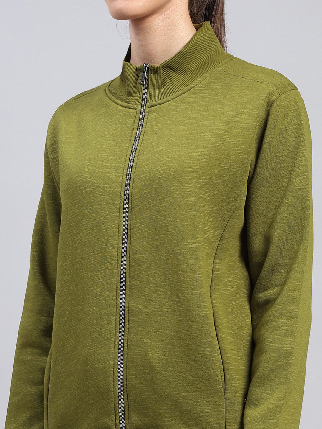 Women Green Solid Mock Neck Full Sleeve Sweatshirt