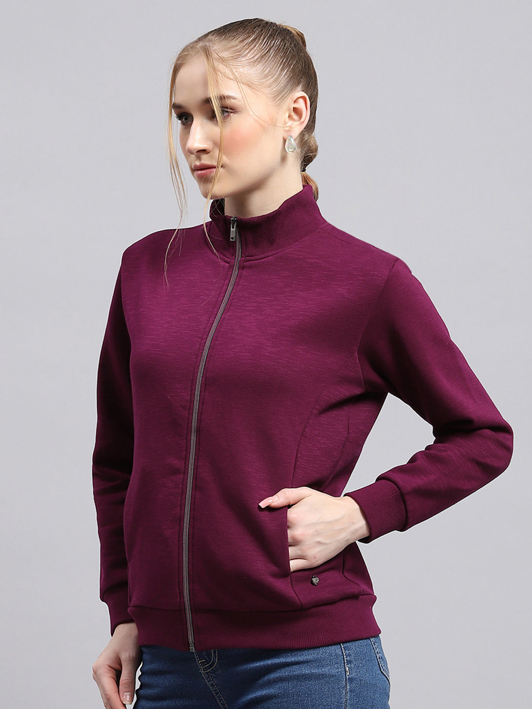 Women Burgundy Solid Mock Neck Full Sleeve Sweatshirt