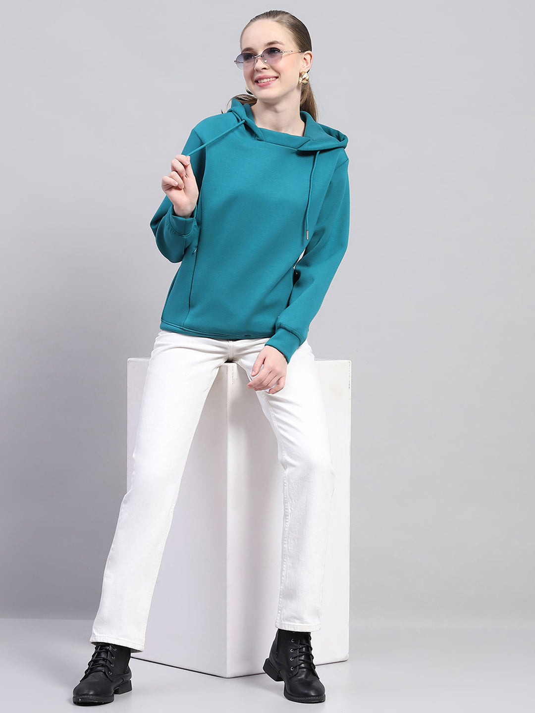 Women Teal Blue Solid Hooded Full Sleeve Sweatshirt