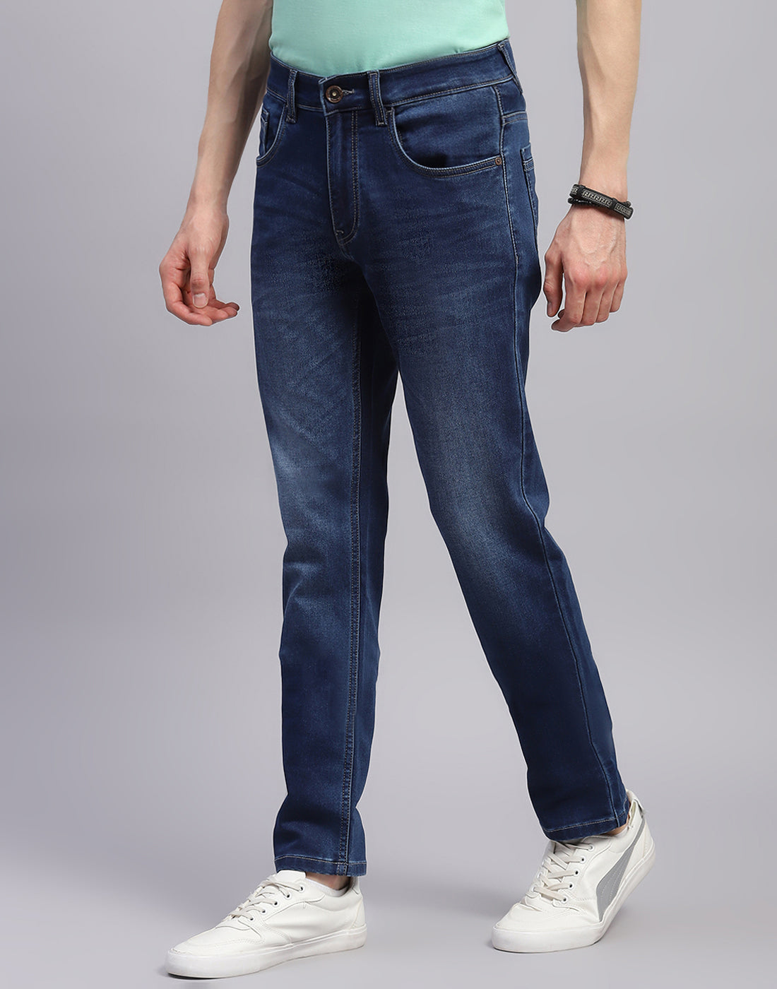 Men Blue Light Wash Narrow Fit Denim