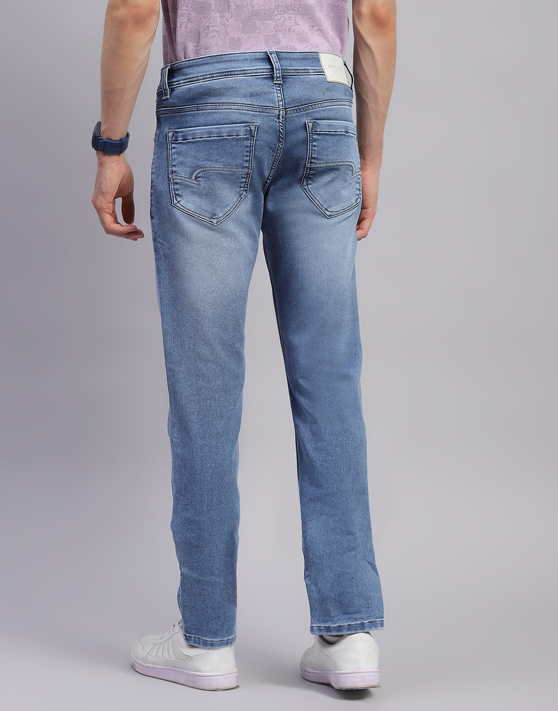 Men Blue Light Wash Narrow Fit Denim