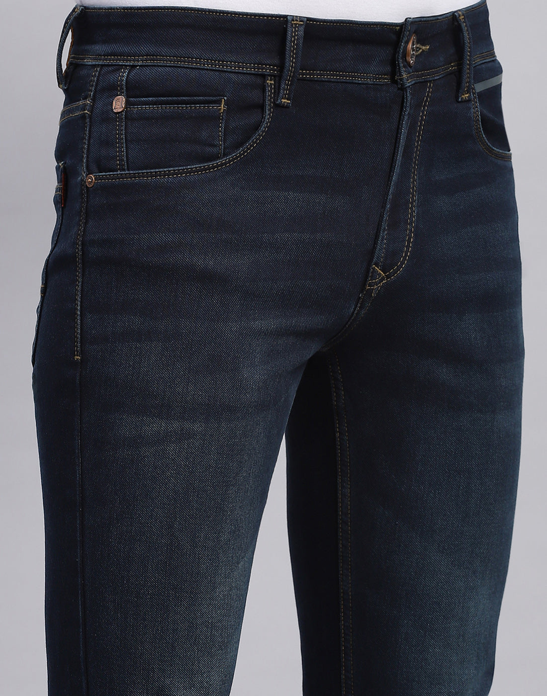 Men Blue Solid Narrow Fit Denim