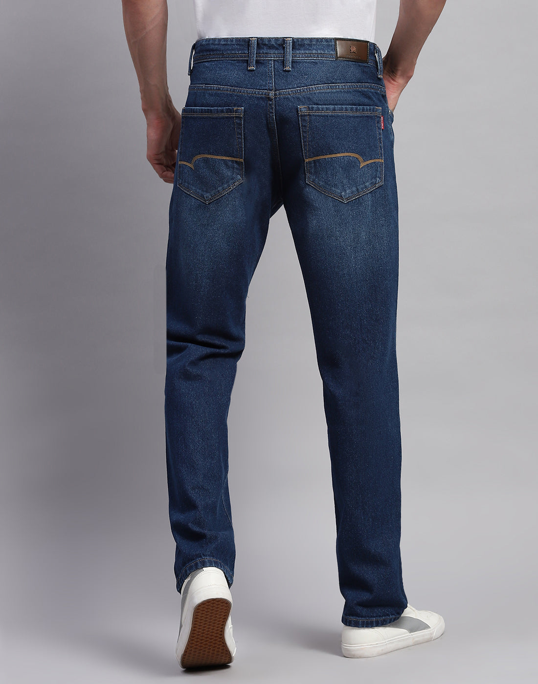 Men Blue Light Wash Regular Fit Denim