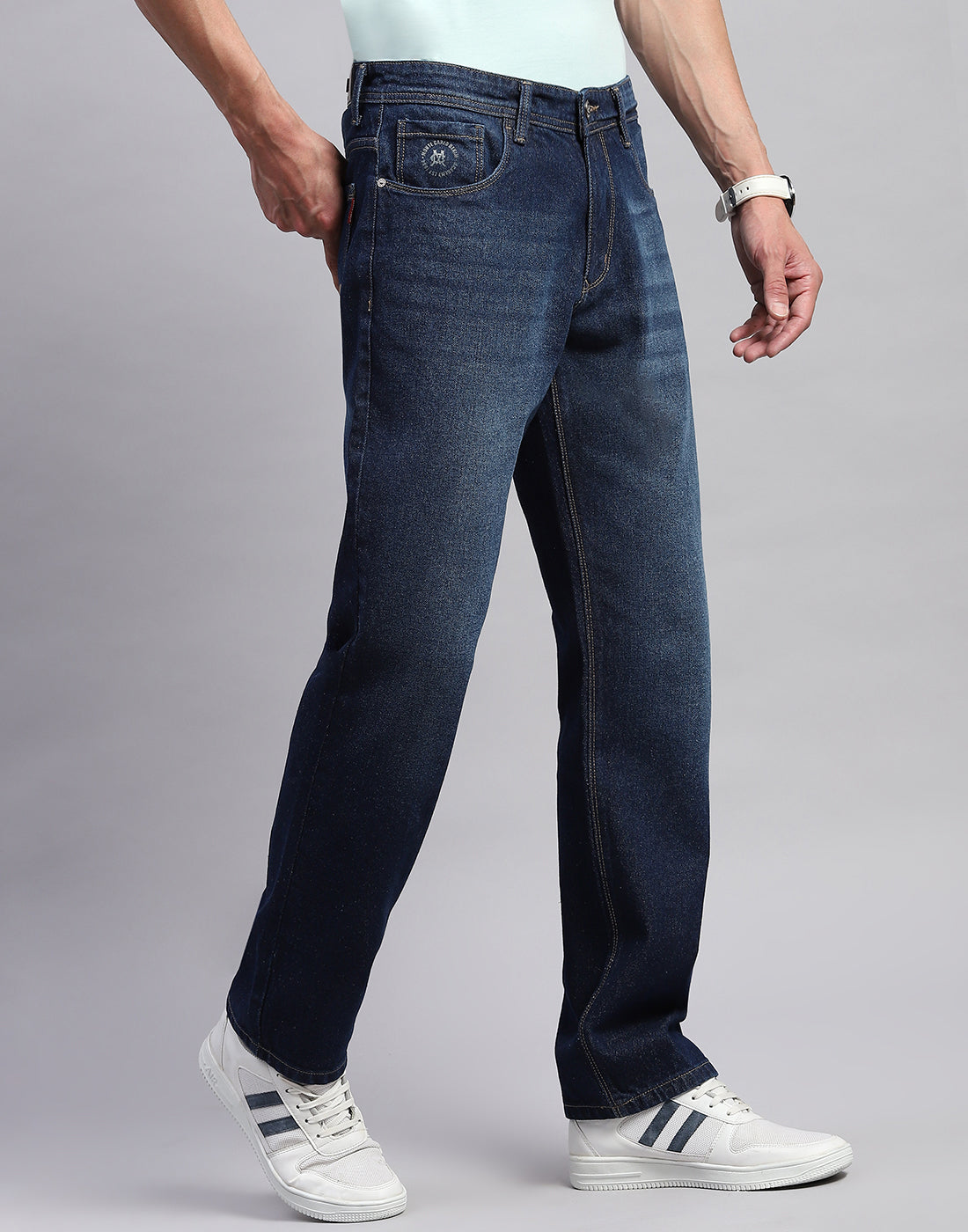 Men Blue Light Wash Regular Fit Denim