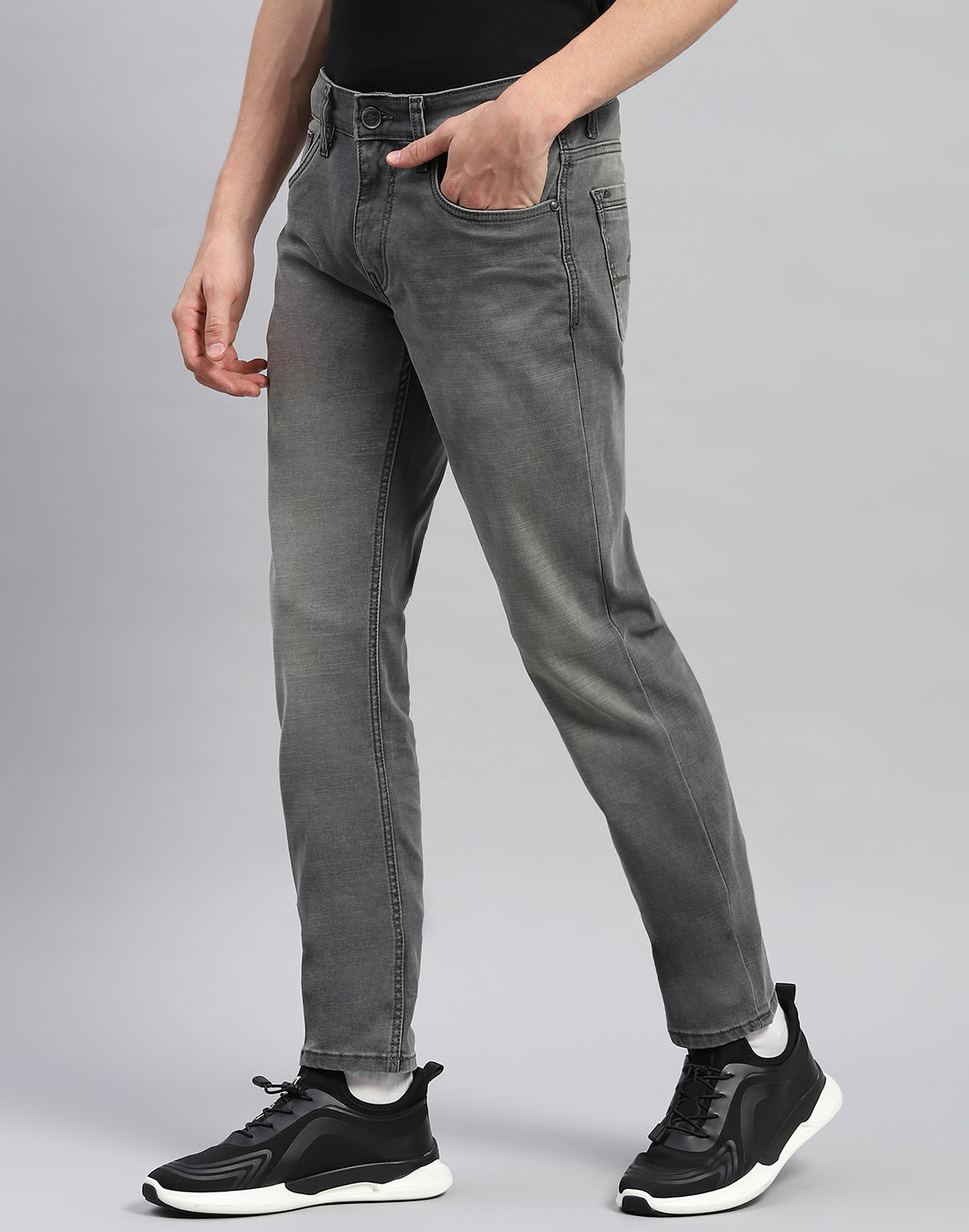 Men Grey Solid Skinny Fit Denim