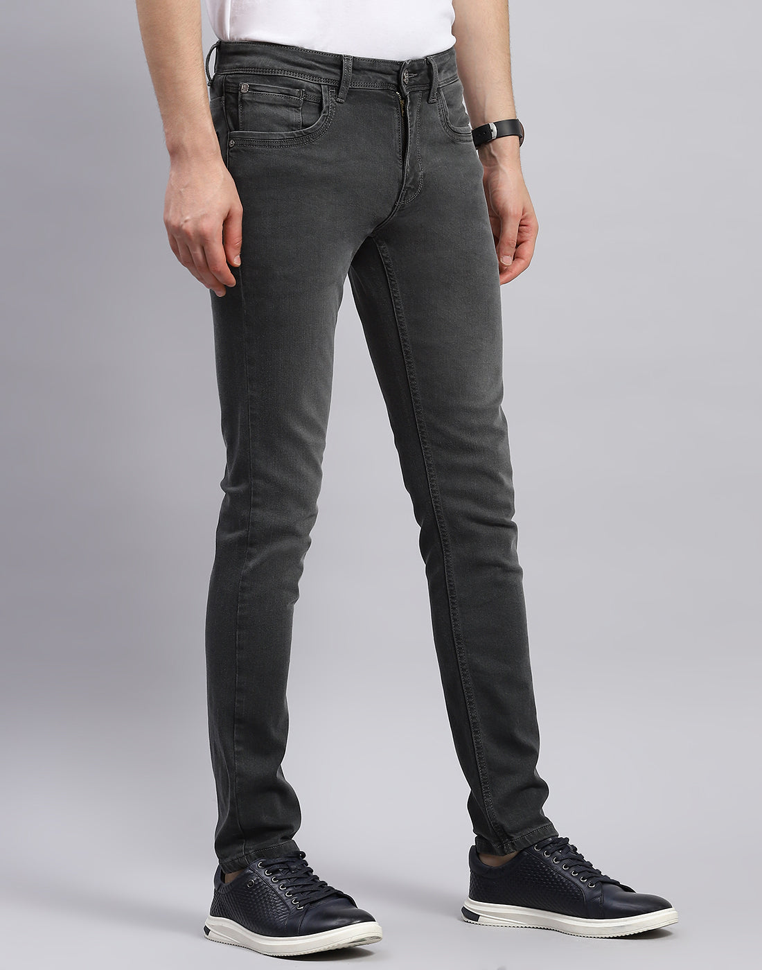 Men Grey Solid Skinny Fit Denim