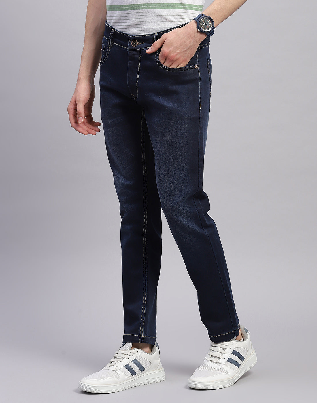 Men Blue Light Wash Regular Fit Denim