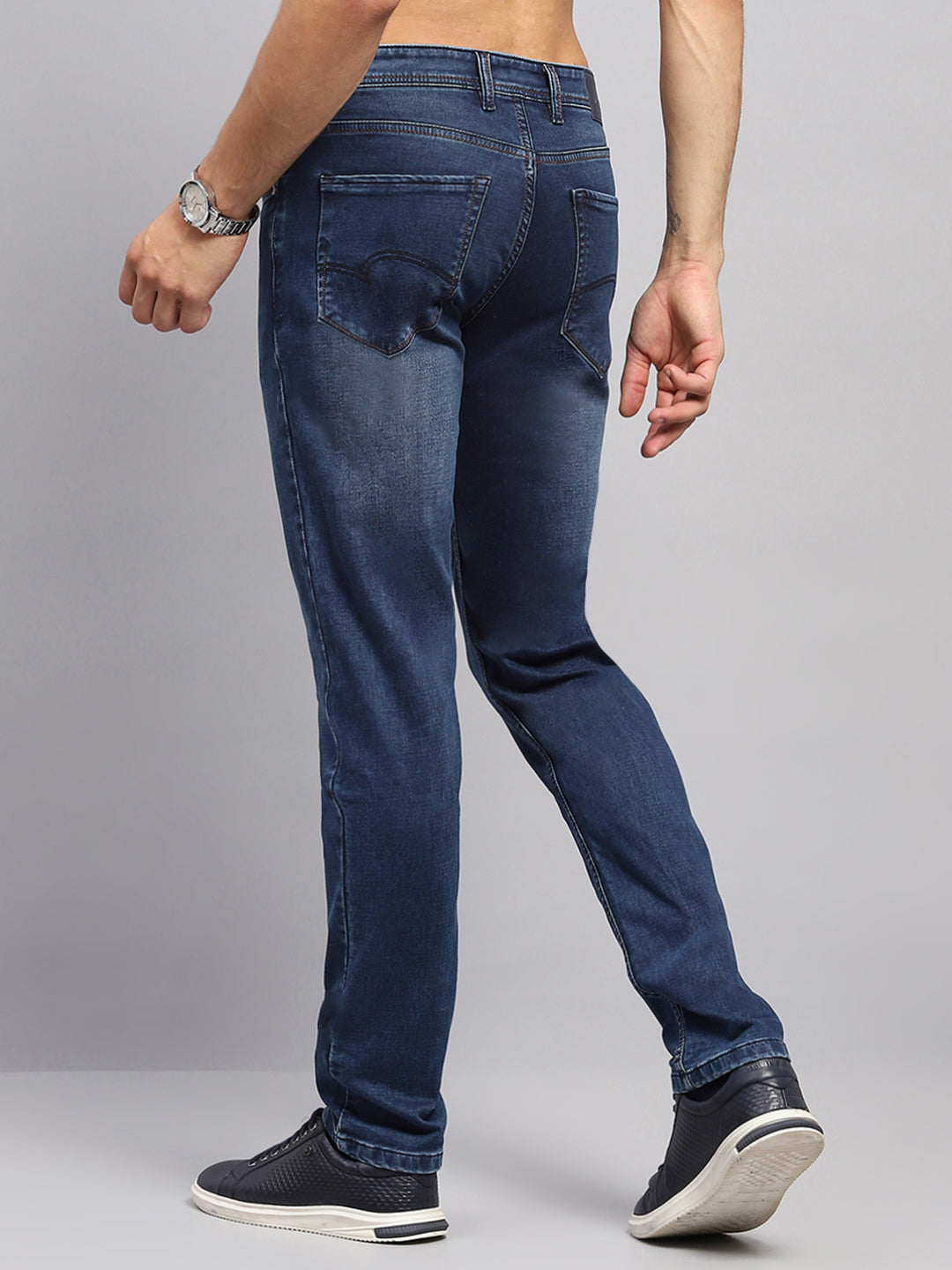 Men Blue Solid Narrow Fit Denim