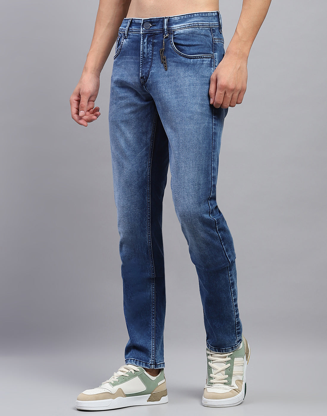 Men Blue Light Wash Narrow Fit Denim