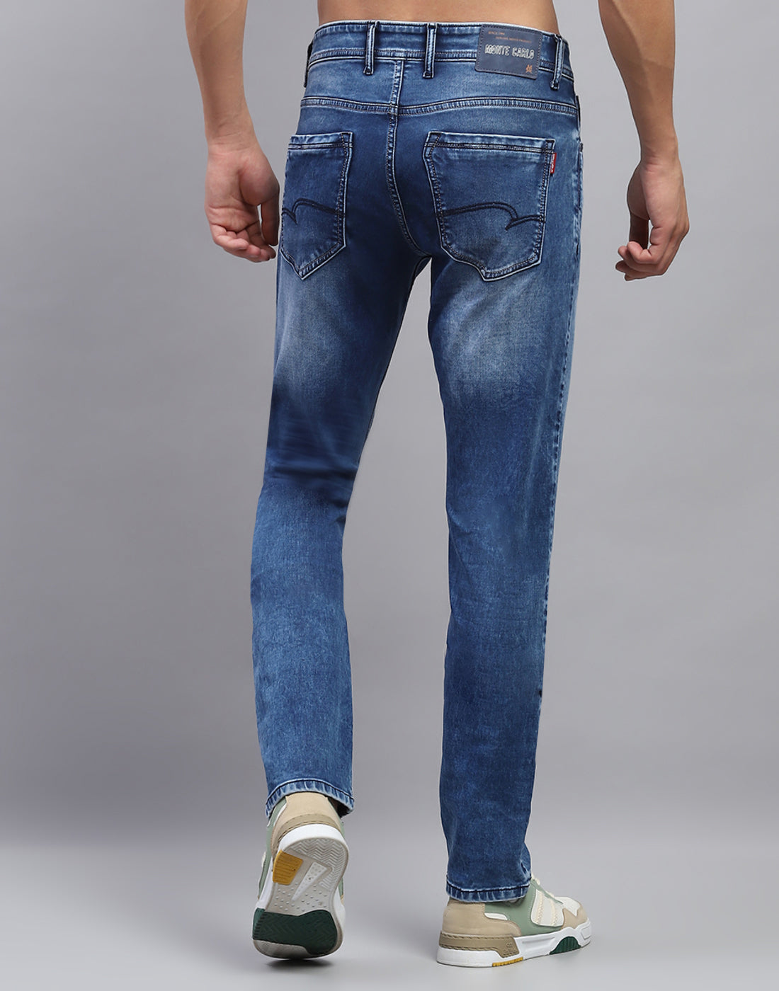 Men Blue Light Wash Narrow Fit Denim