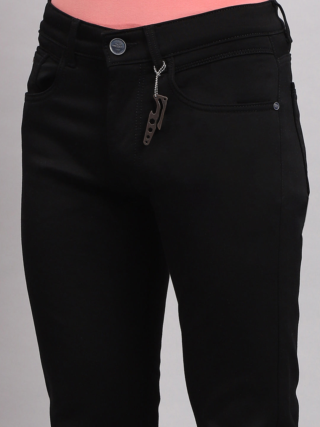 Men Black Solid Narrow Fit Denim