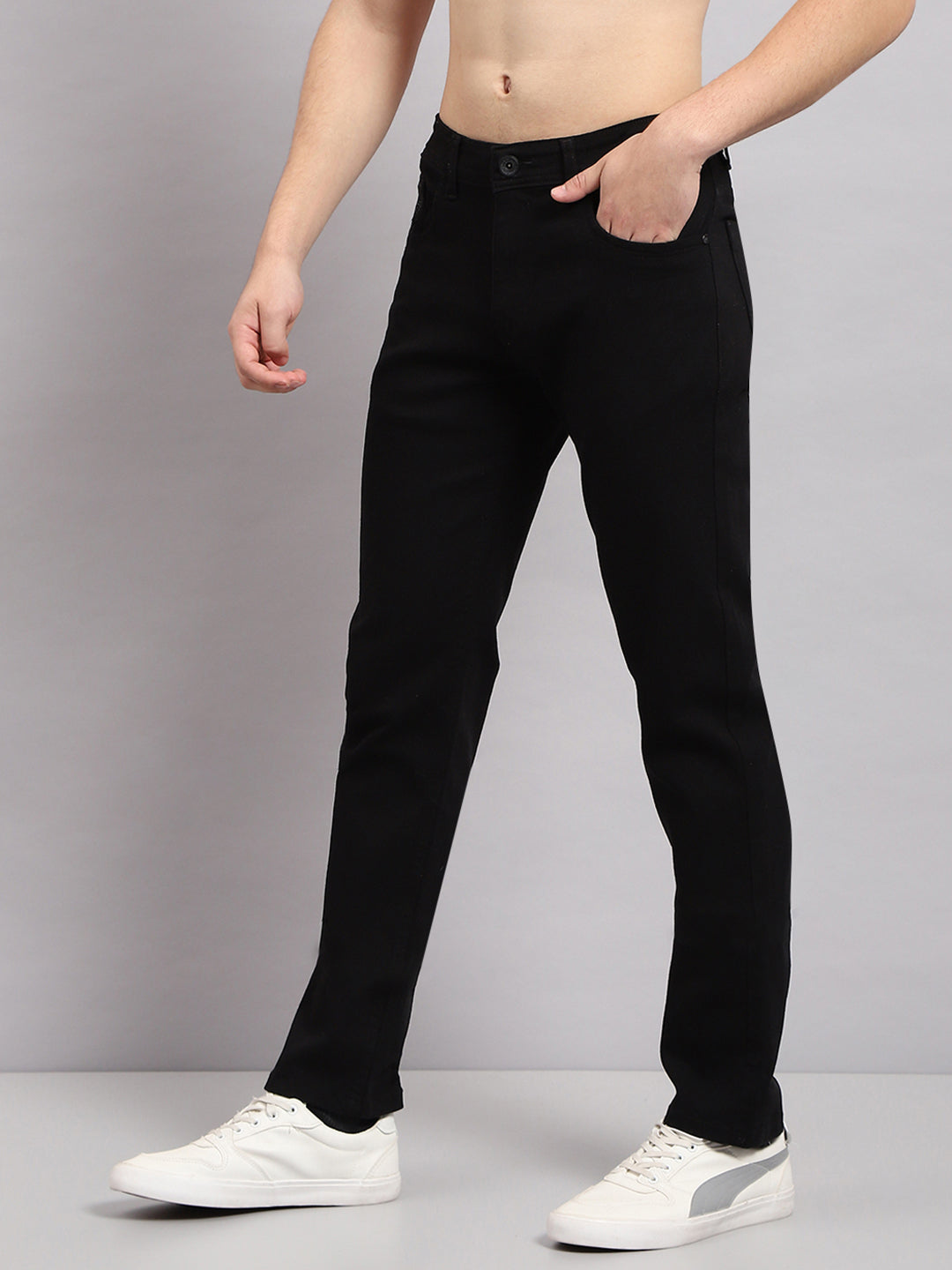 Men Black Solid Narrow Fit Denim