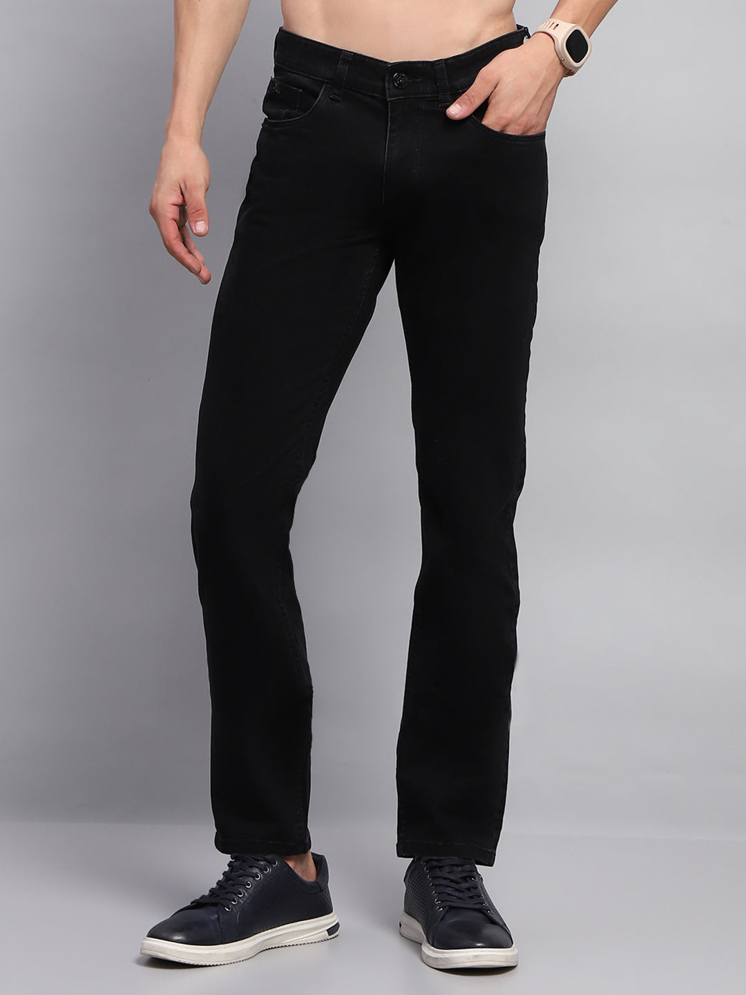 Men Black Solid Narrow Fit Denim