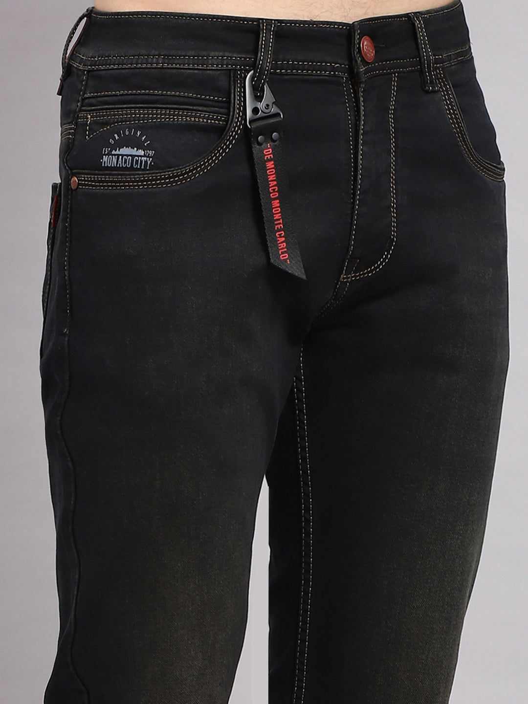 Men Black Solid Straight Fit Denim