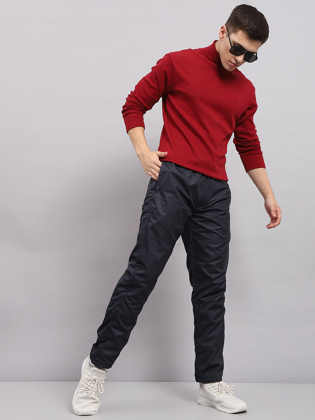 Men Navy Blue Solid Regular Fit Lower