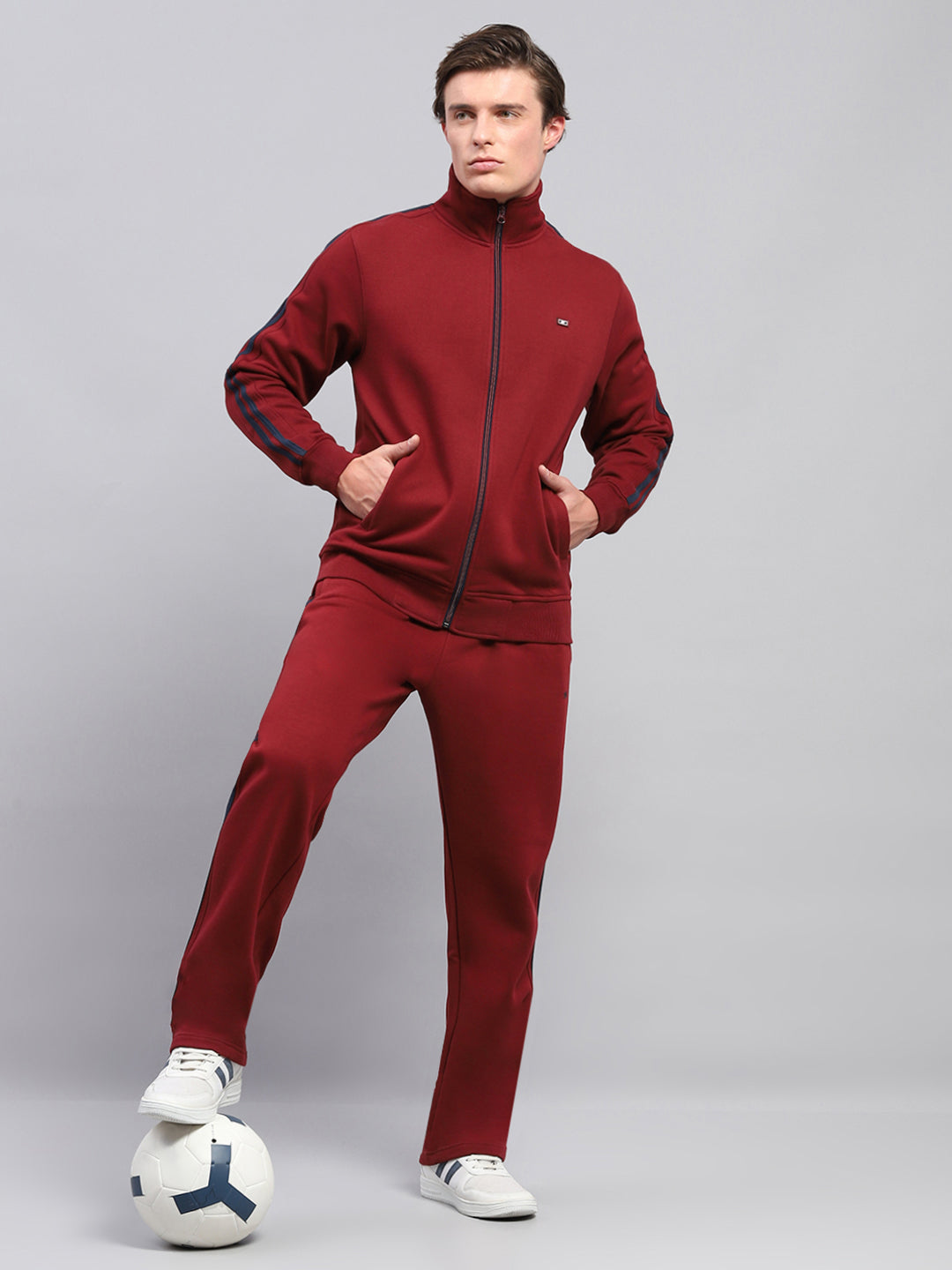 Men Maroon Solid Mock Neck Full Sleeve Winter Tracksuit