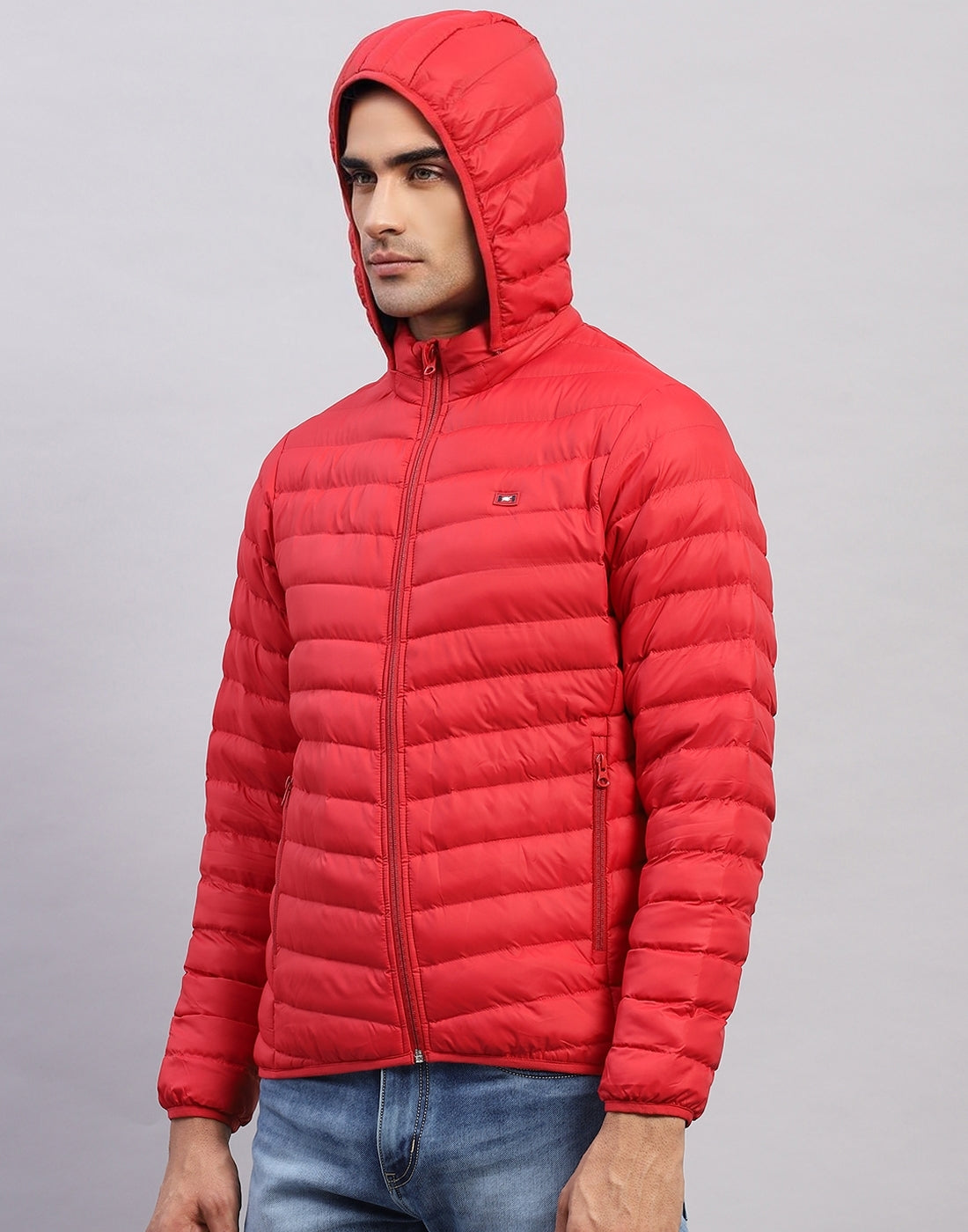 Men Red Solid Hooded Full Sleeve Jacket