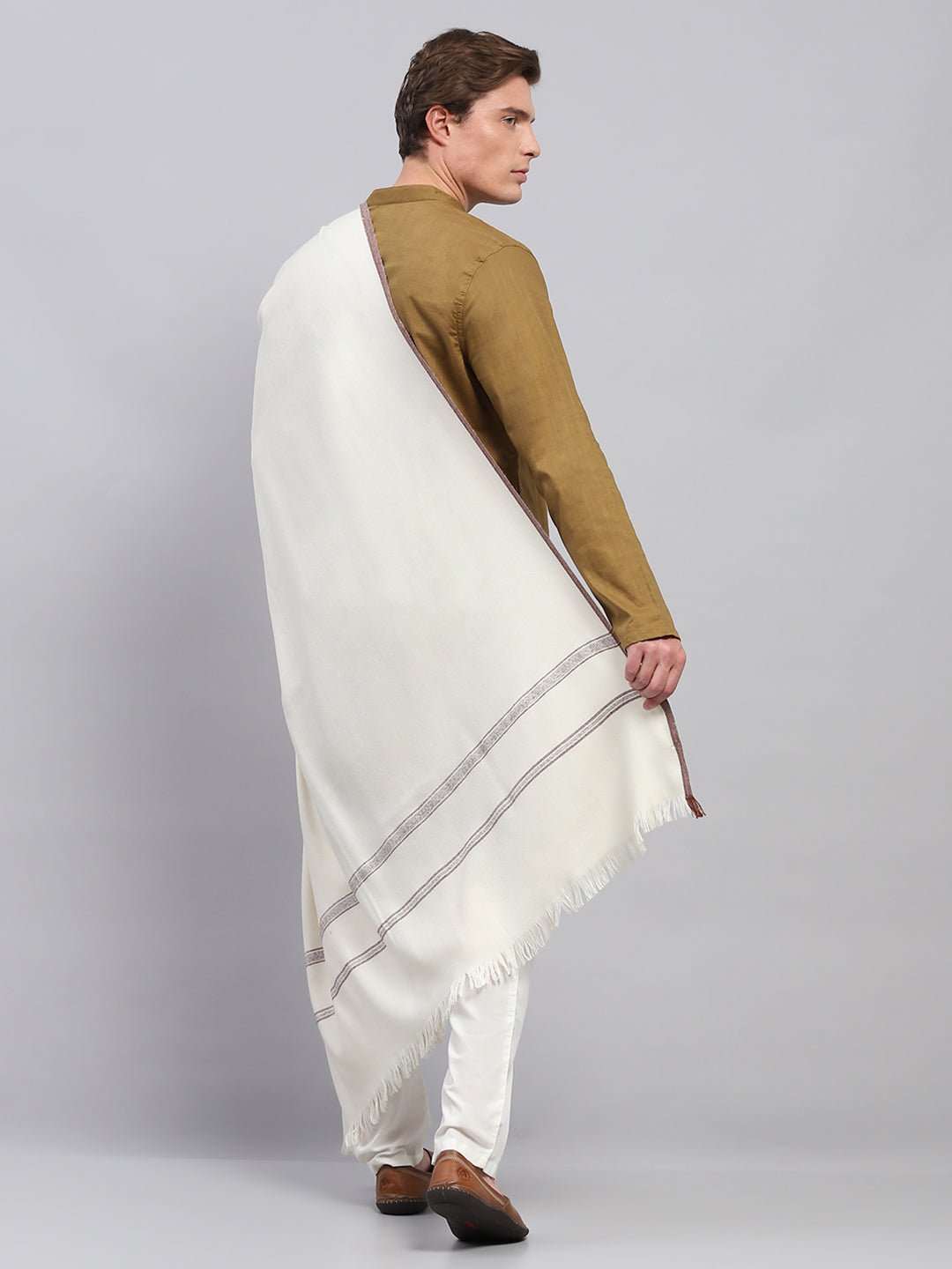 Men Cream Solid Lohi Shawl