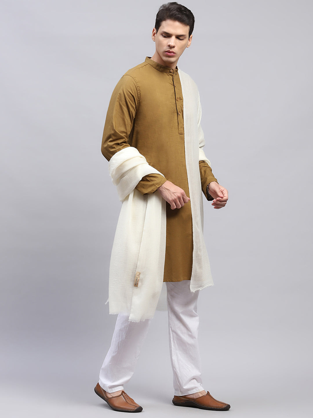 Men Cream Solid Lohi Shawl