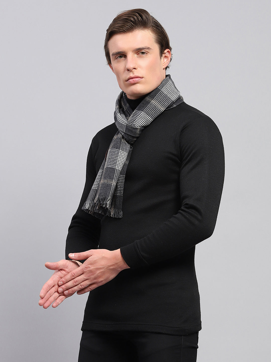 Men Grey Self Design Muffler