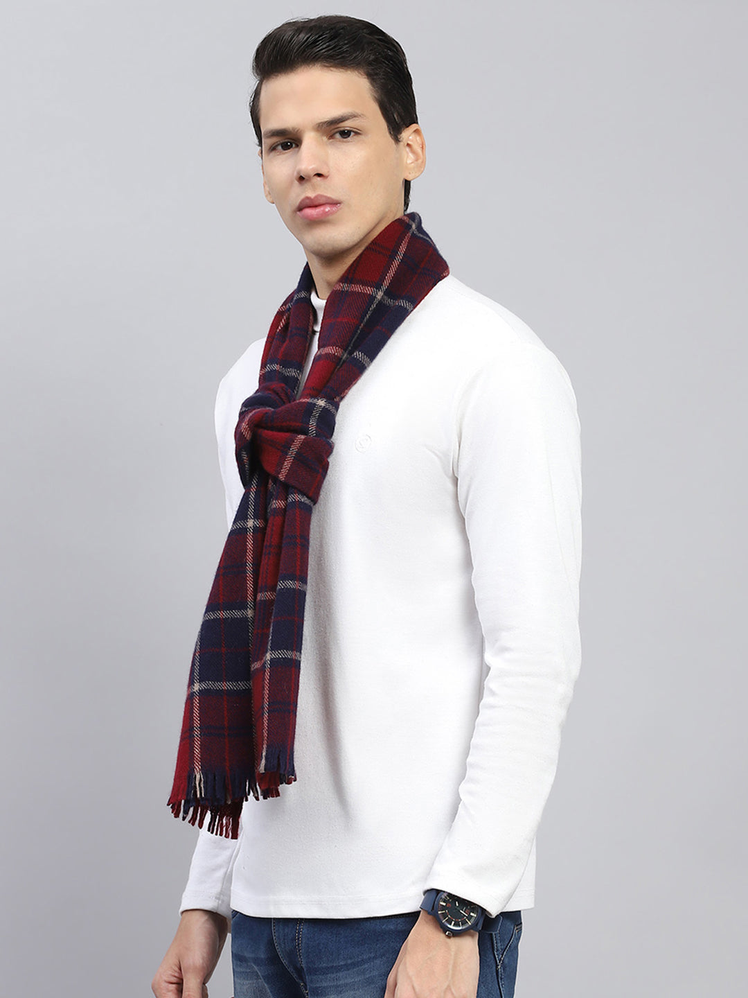 Men Maroon Self Design Muffler