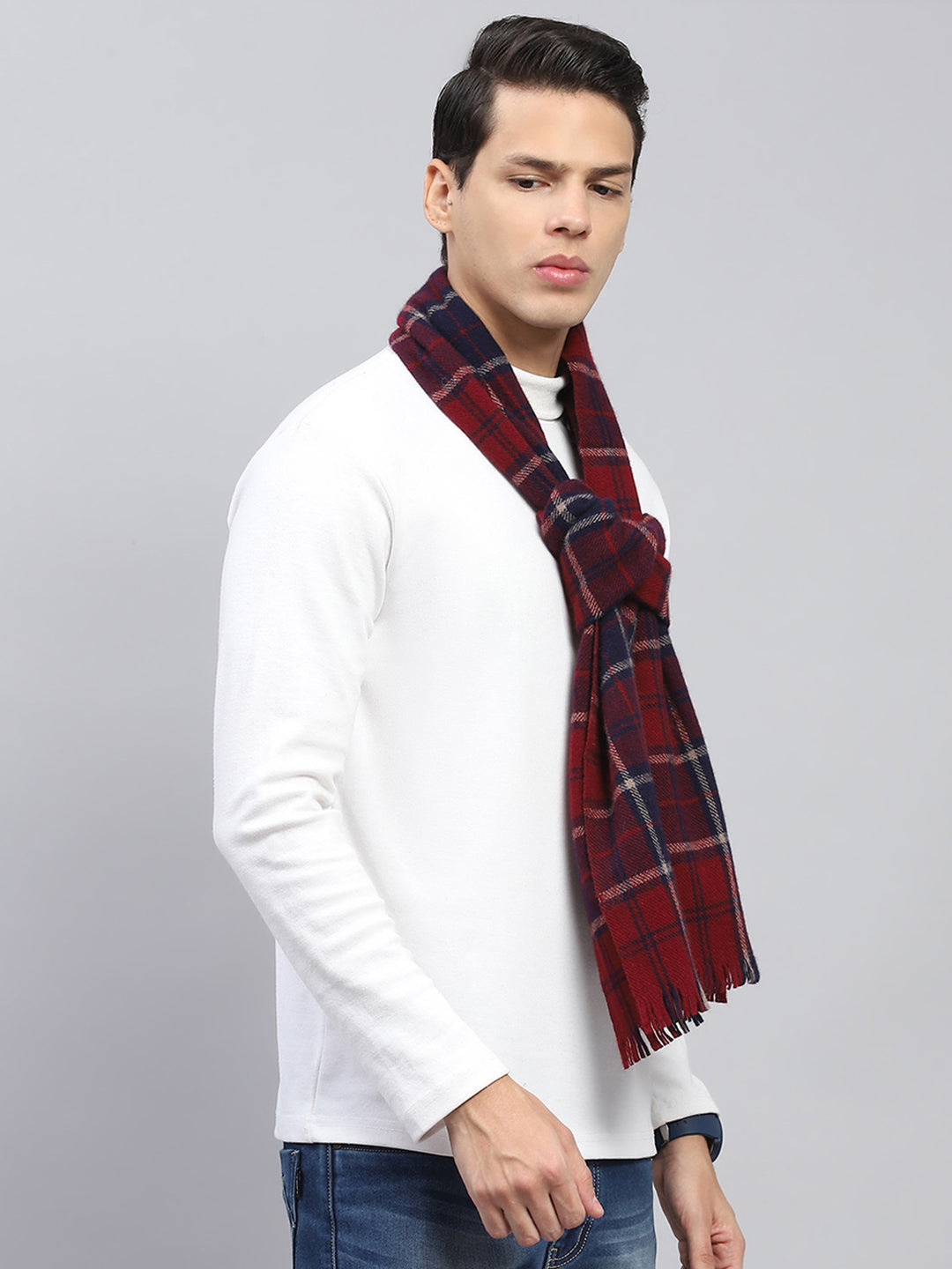 Men Maroon Self Design Muffler