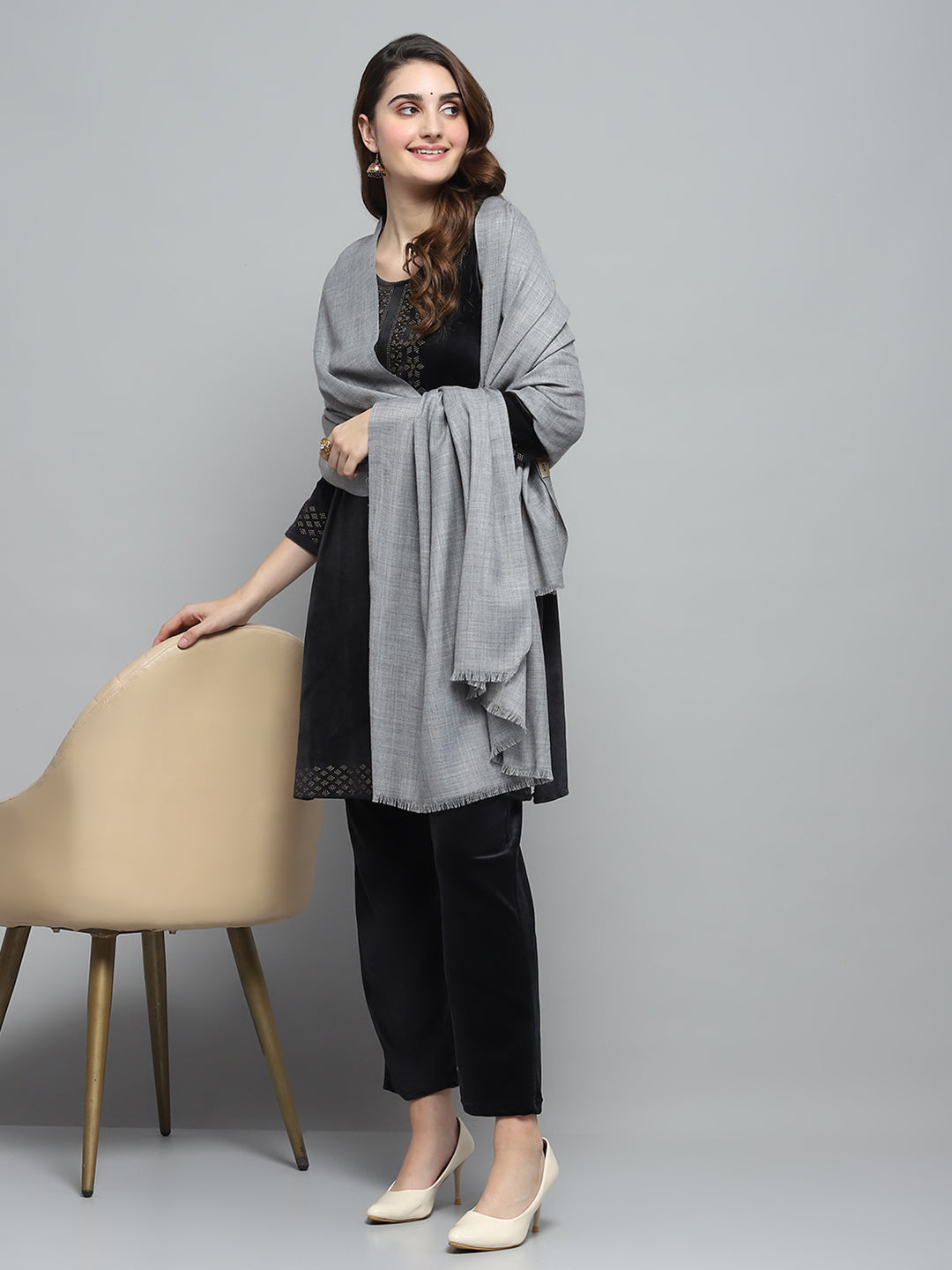 Women Grey Solid Shawl