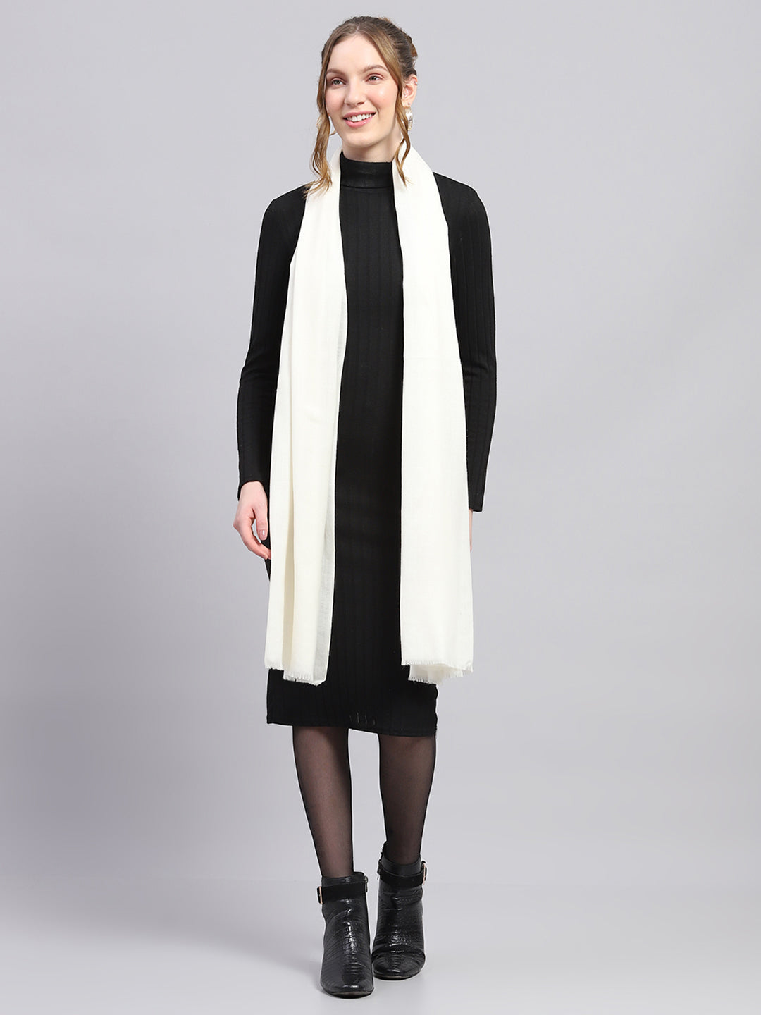 Women White Solid Stole