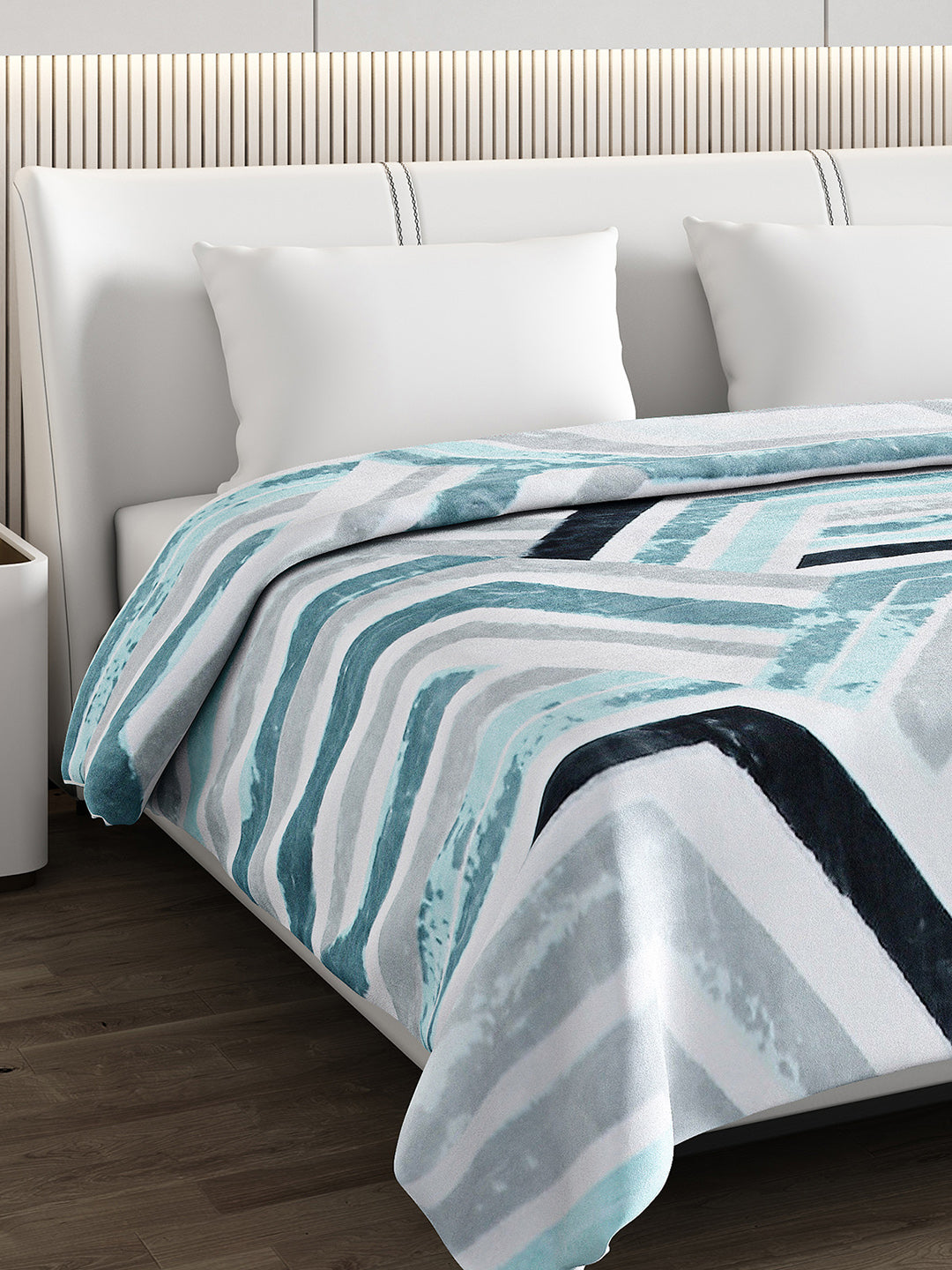 Printed Double Bed Blanket for Heavy Winter -3 Ply