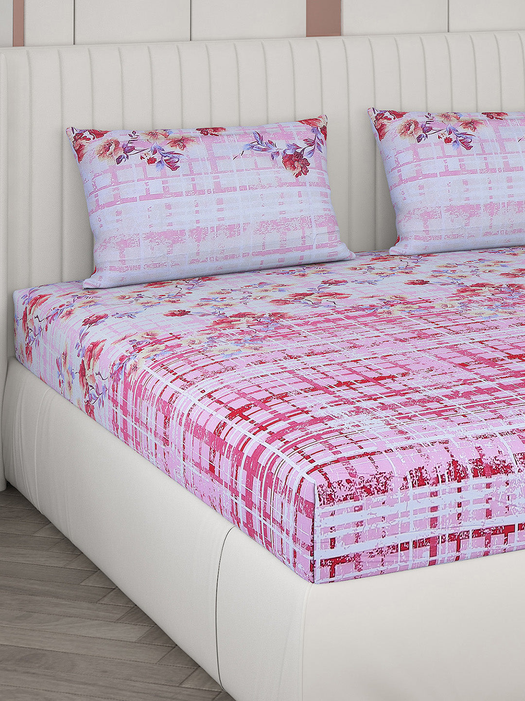 104 TC Cotton Double Bedsheet with 2 Pillow Covers