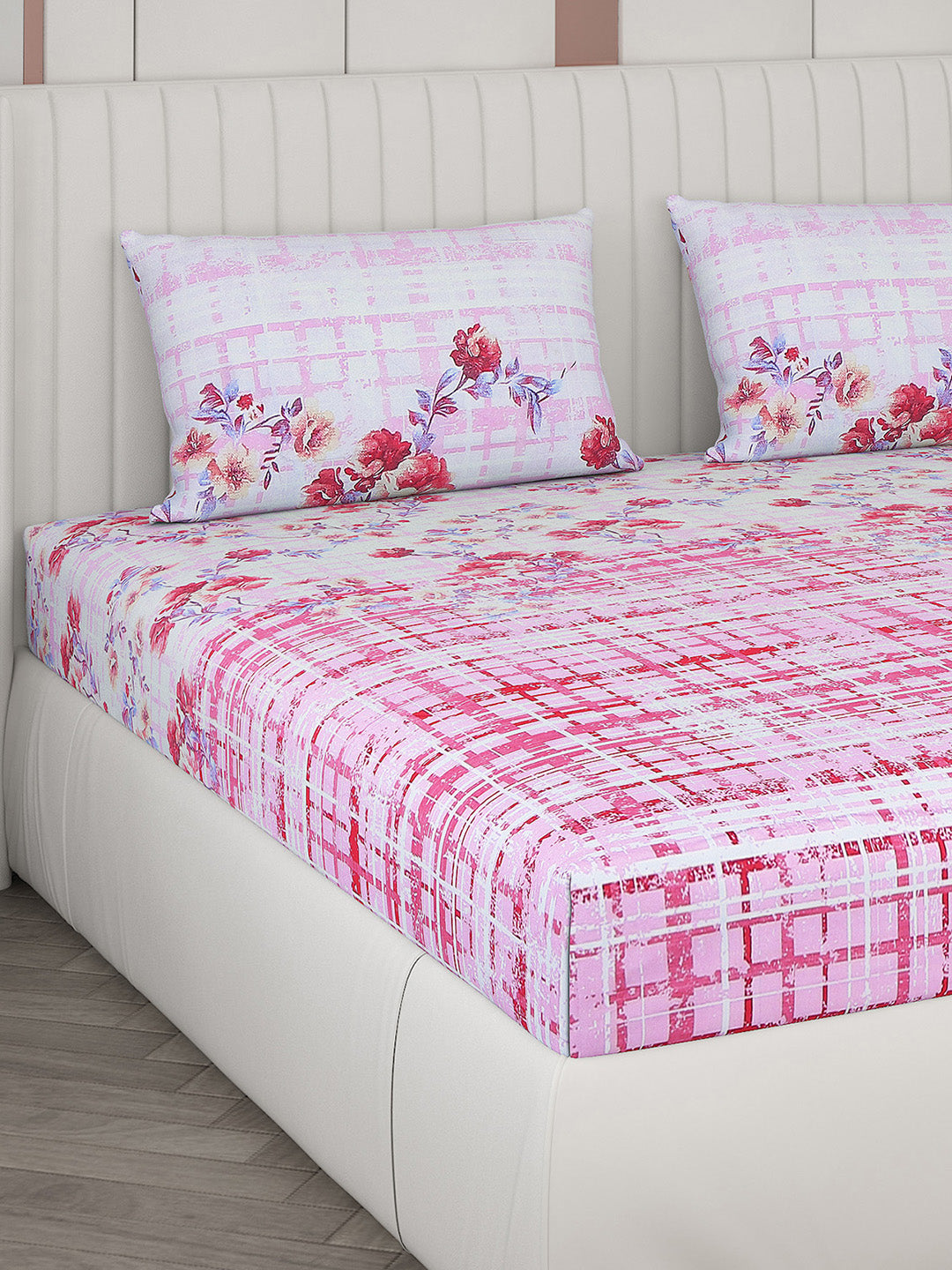 104 TC Cotton Double Bedsheet with 2 Pillow Covers