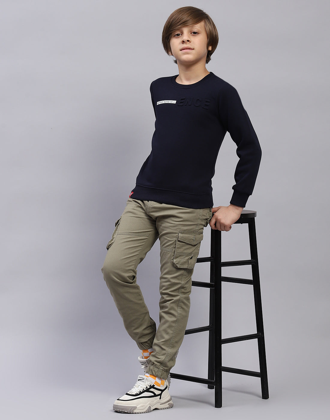 Boys Navy Blue Solid Round Neck Full Sleeve Sweatshirt