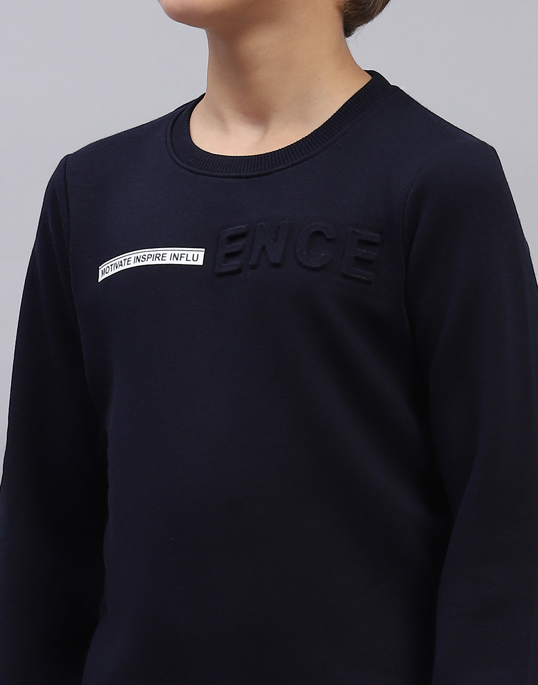 Boys Navy Blue Solid Round Neck Full Sleeve Sweatshirt