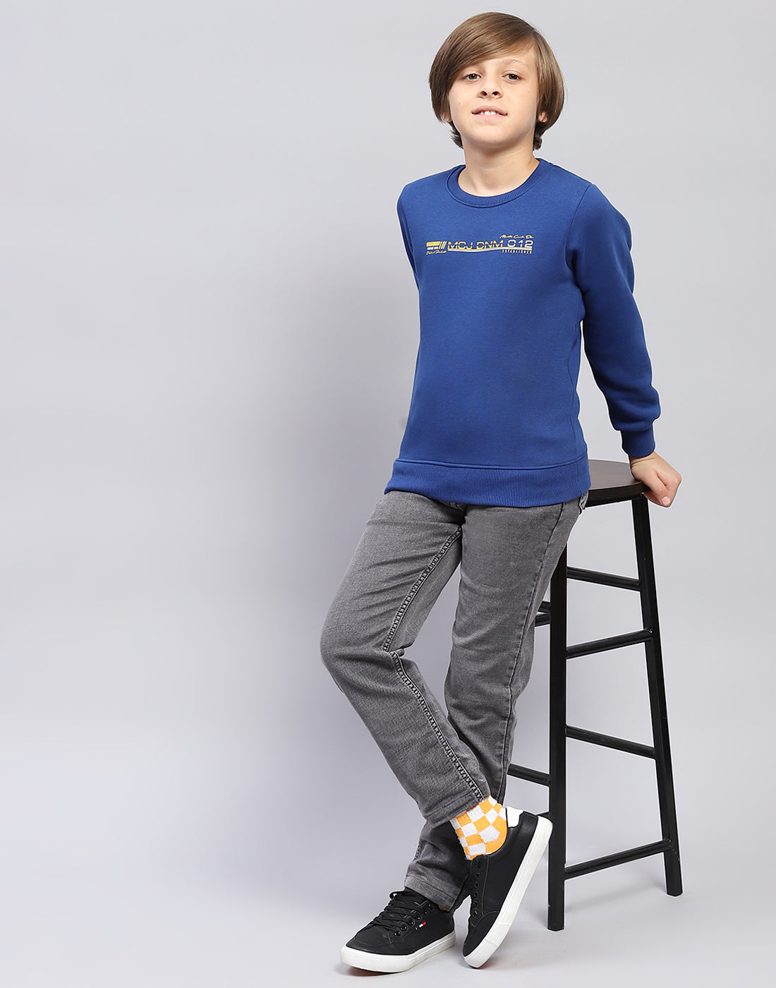 Boys Blue Solid Round Neck Full Sleeve Sweatshirt