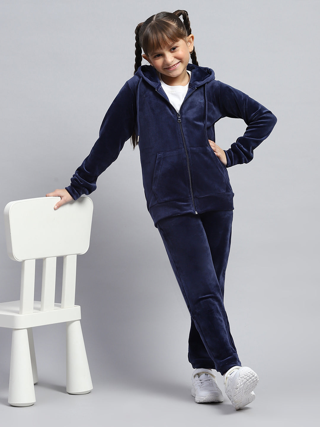 Girls Navy Blue Solid Hooded Full Sleeve Tracksuit