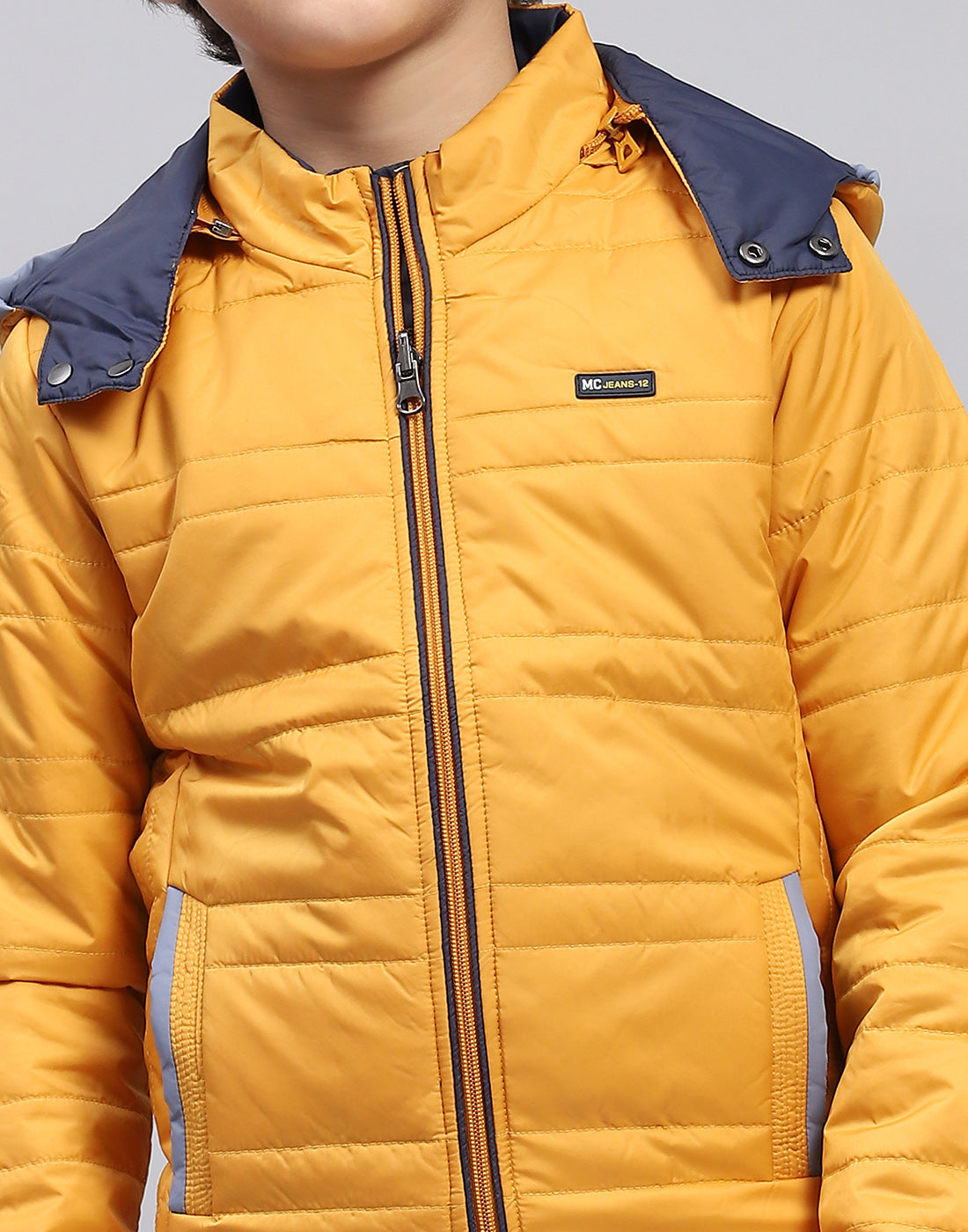 Boys Yellow Solid Hooded Full Sleeve Jacket