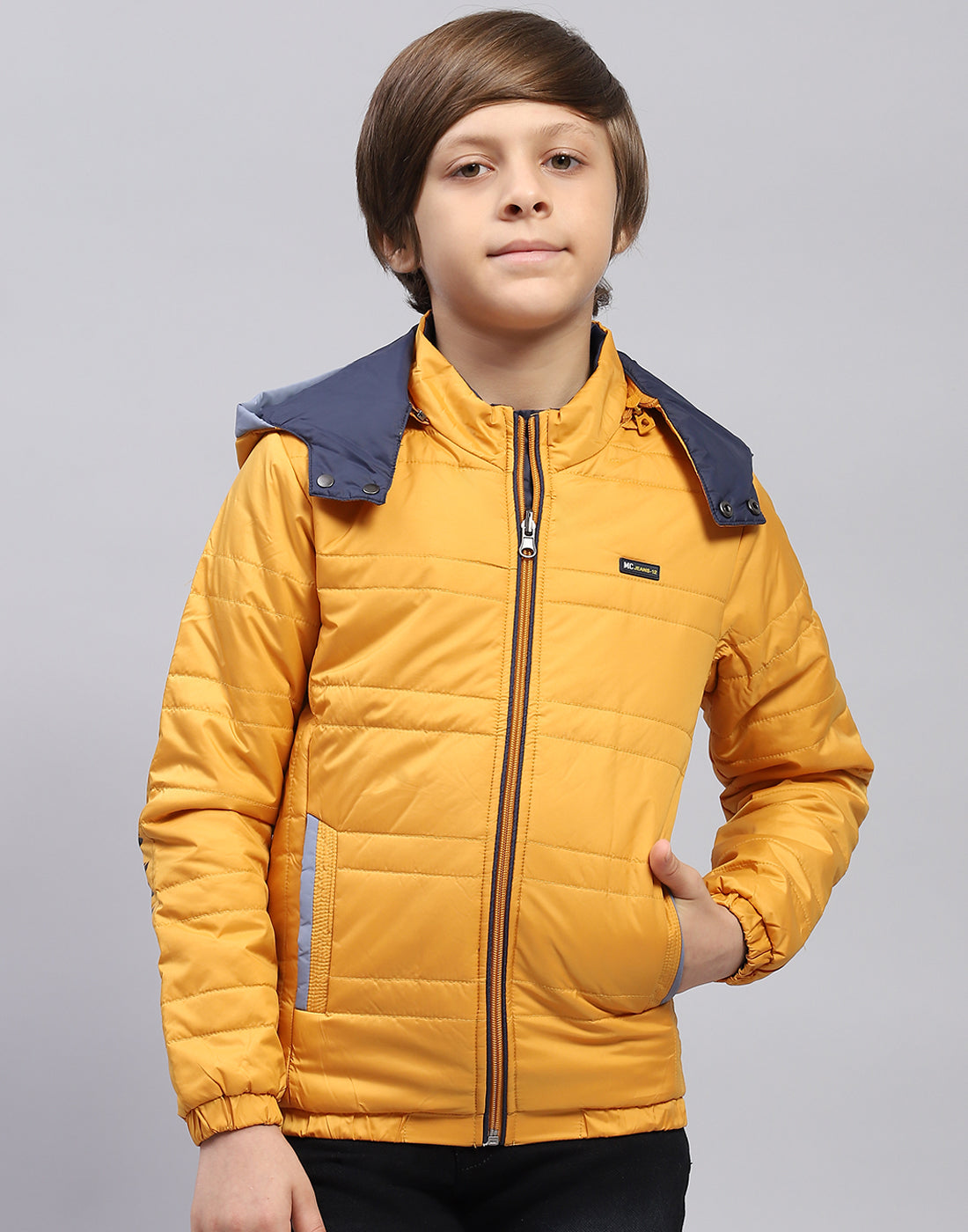 Boys Yellow Solid Hooded Full Sleeve Jacket