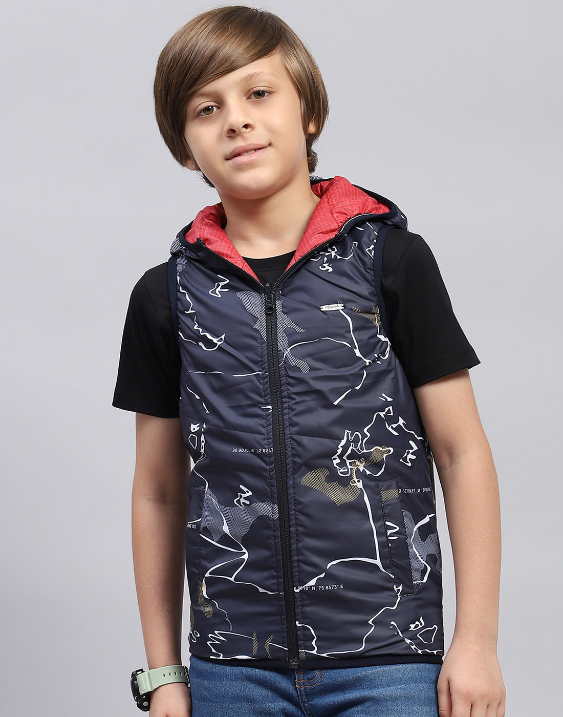 Boys Red Printed Hooded Sleeveless Jacket