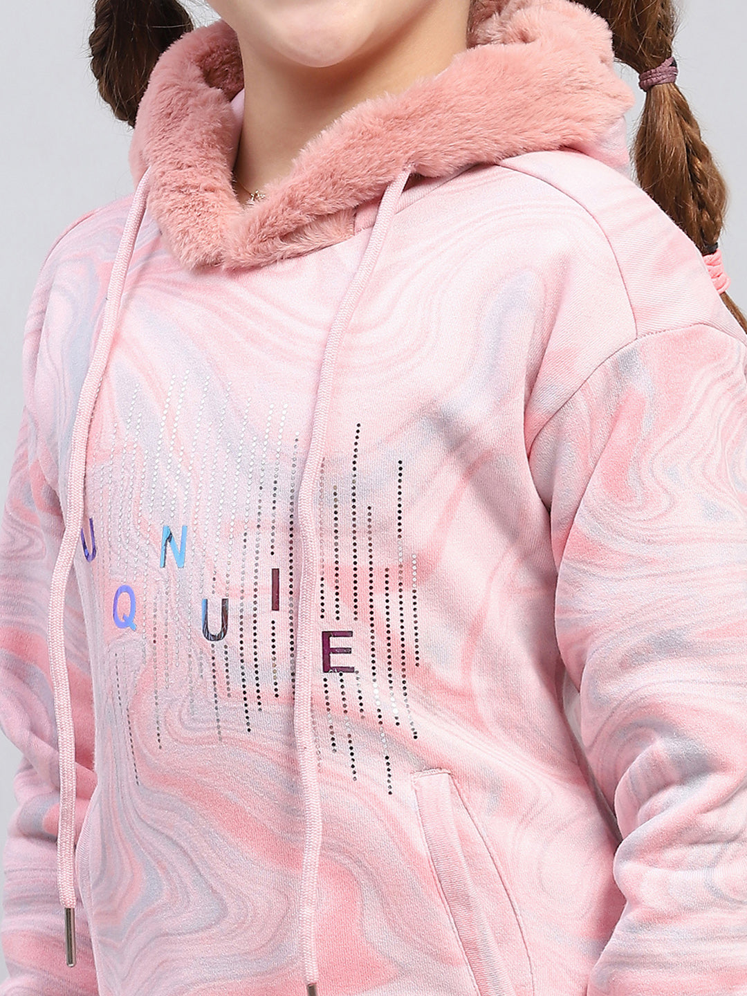 Girls Pink Printed Hooded Full Sleeve Sweatshirt