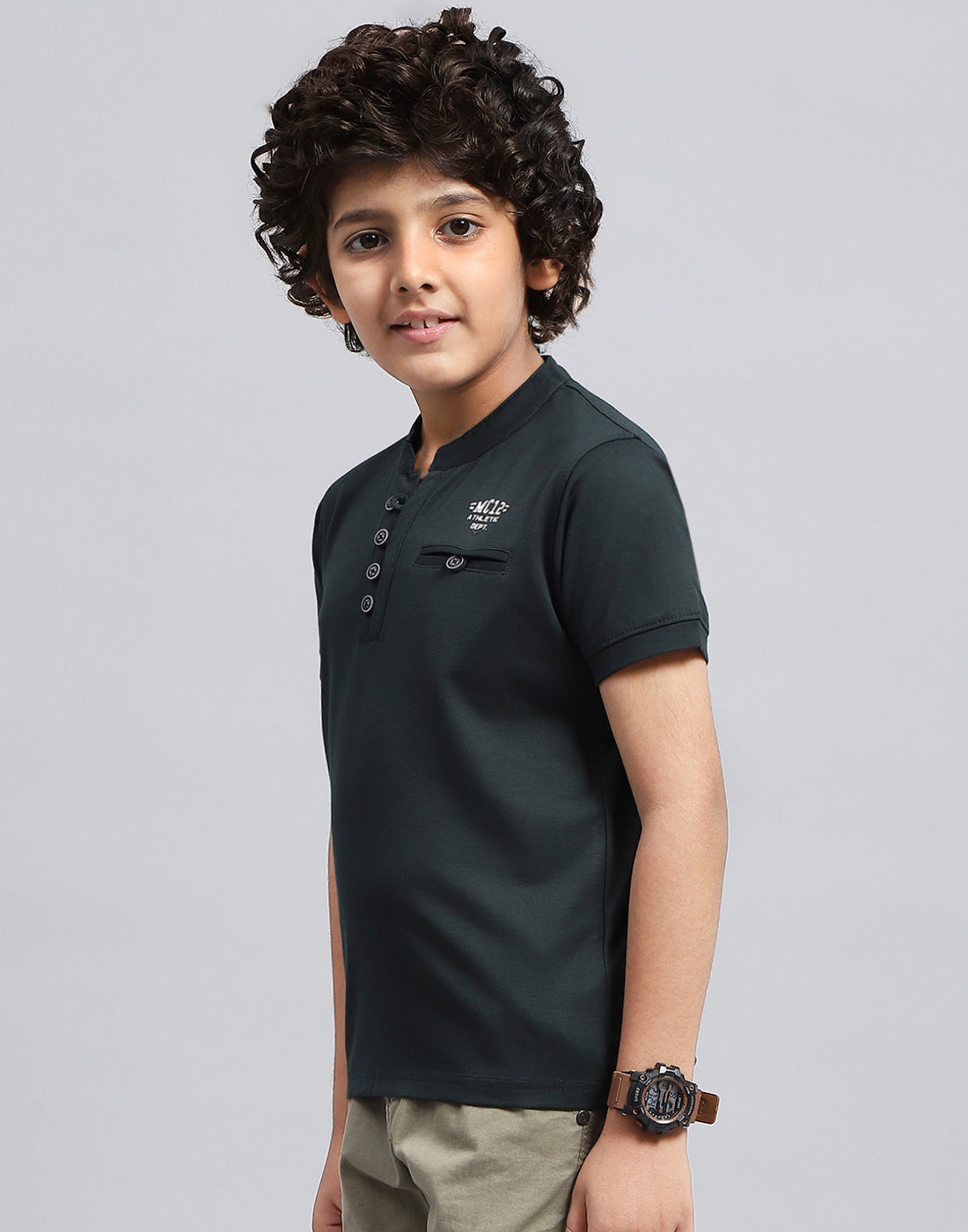 Boys Green Solid Mandarin Neck Half Sleeve T-Shirt