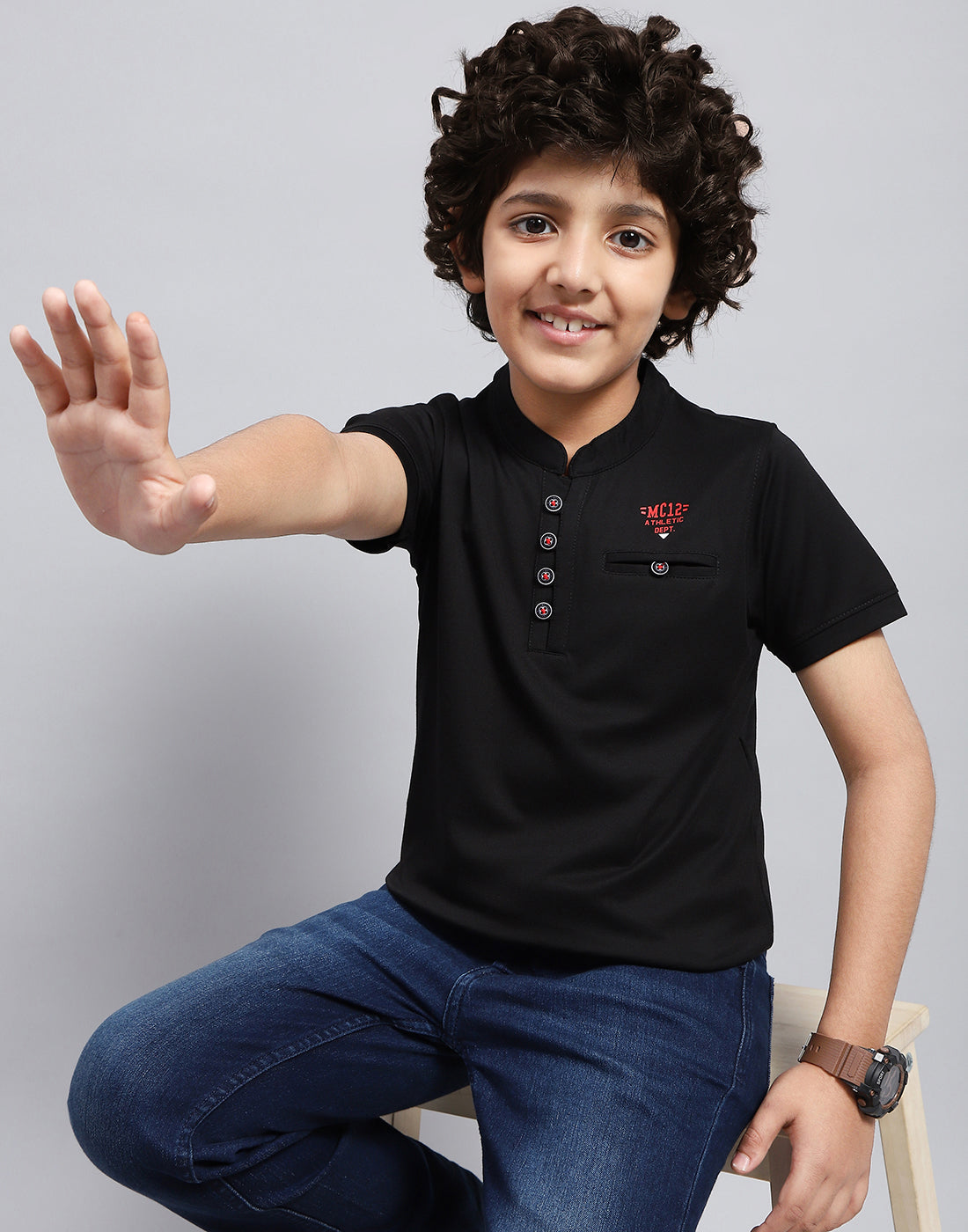 Boys Black Solid Mandarin Neck Half Sleeve T-Shirt