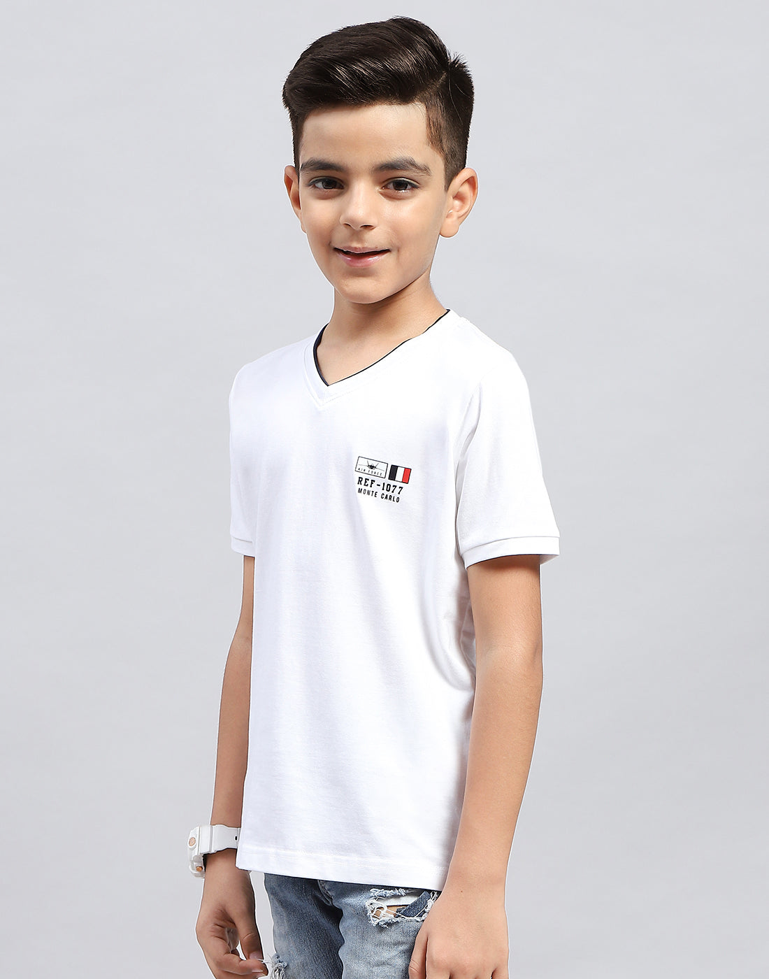 Boys White Solid V Neck Half Sleeve T-Shirt