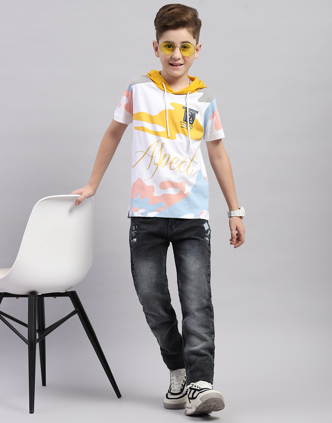 Boys White Printed Hooded Half Sleeve T-Shirt