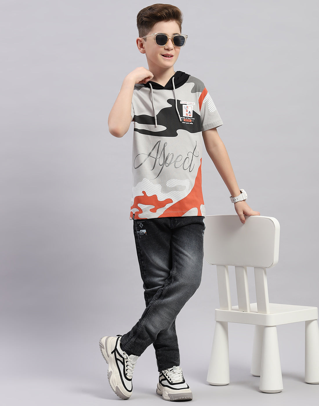 Boys Grey Printed Hooded Half Sleeve T-Shirt