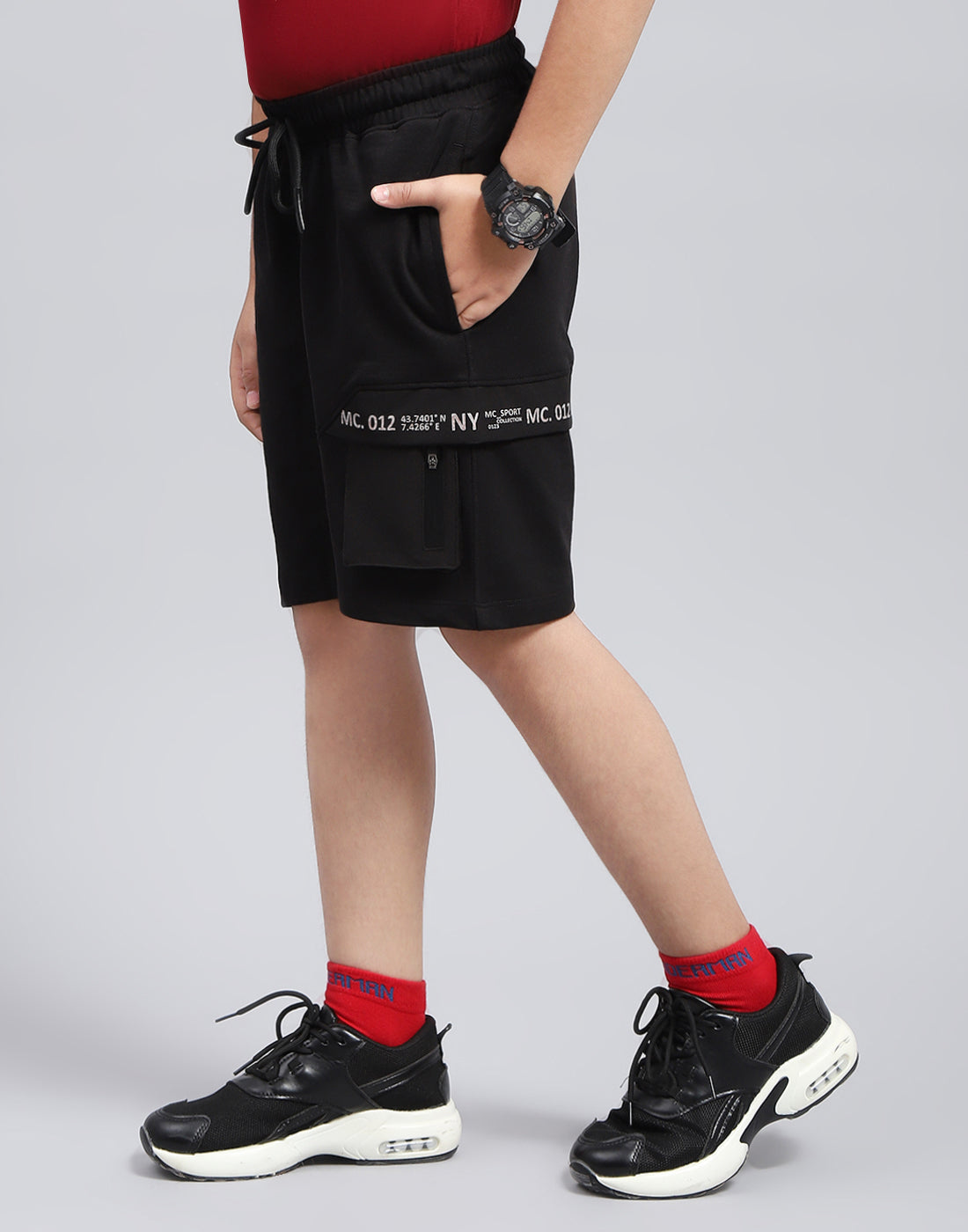 Boys Black Printed Regular Fit Bermuda