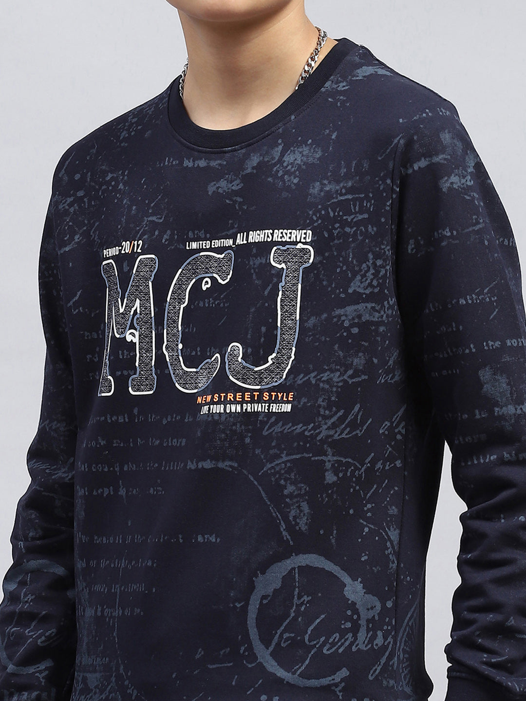 Boys Navy Blue Printed Round Neck Full Sleeve Sweatshirt