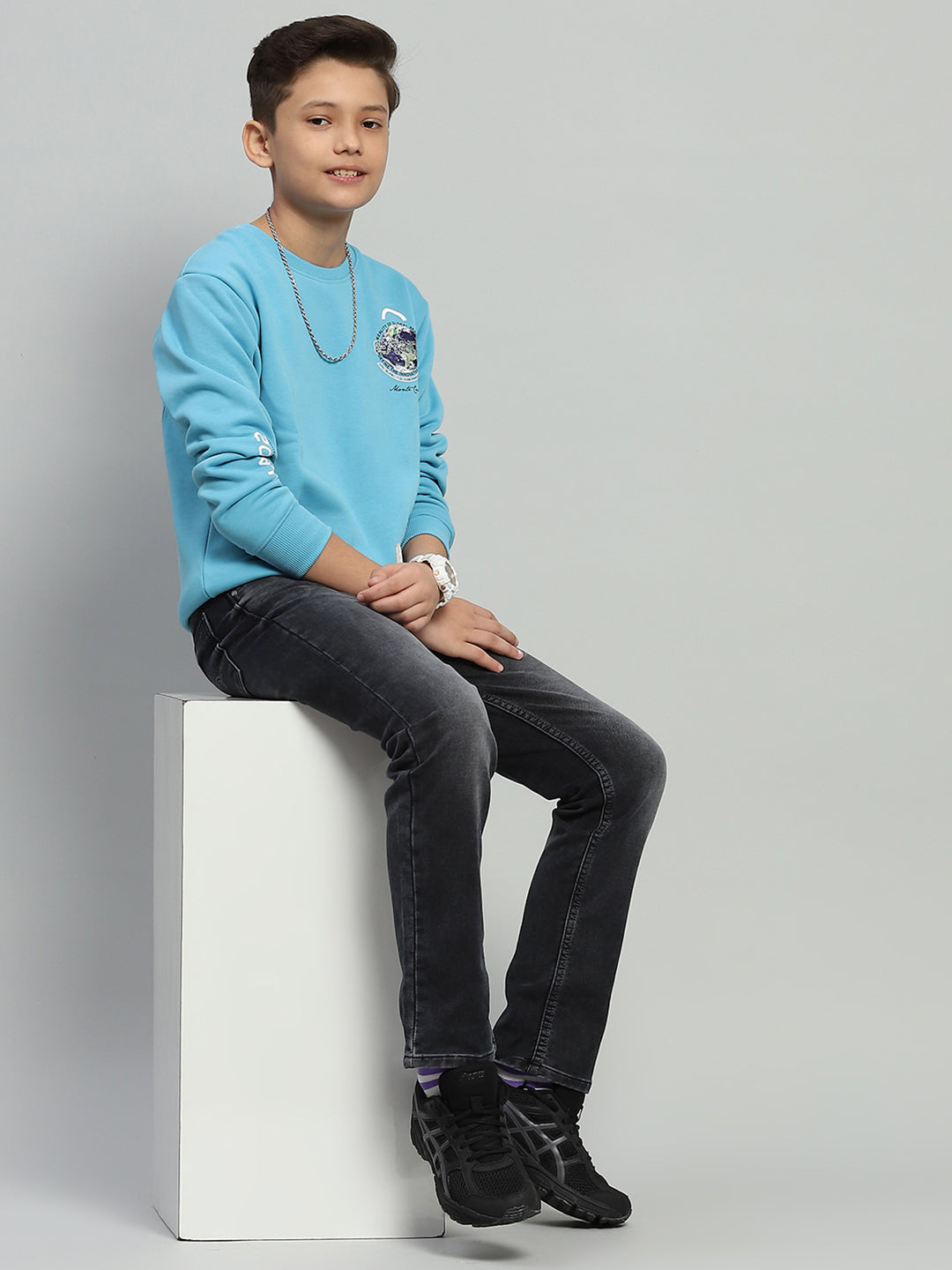 Boys Blue Printed Round Neck Full Sleeve Sweatshirt